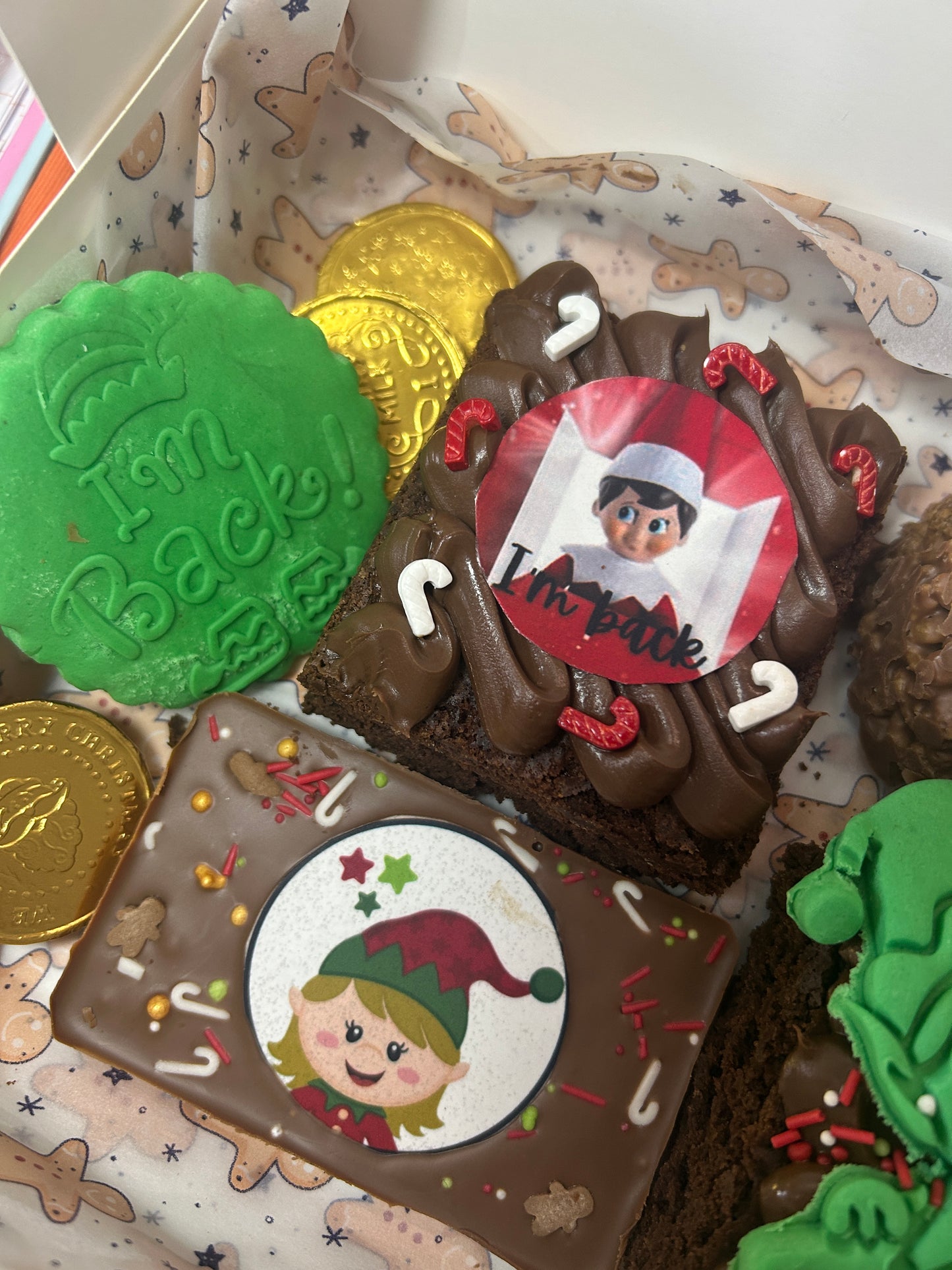 “The Magic Returns” Box